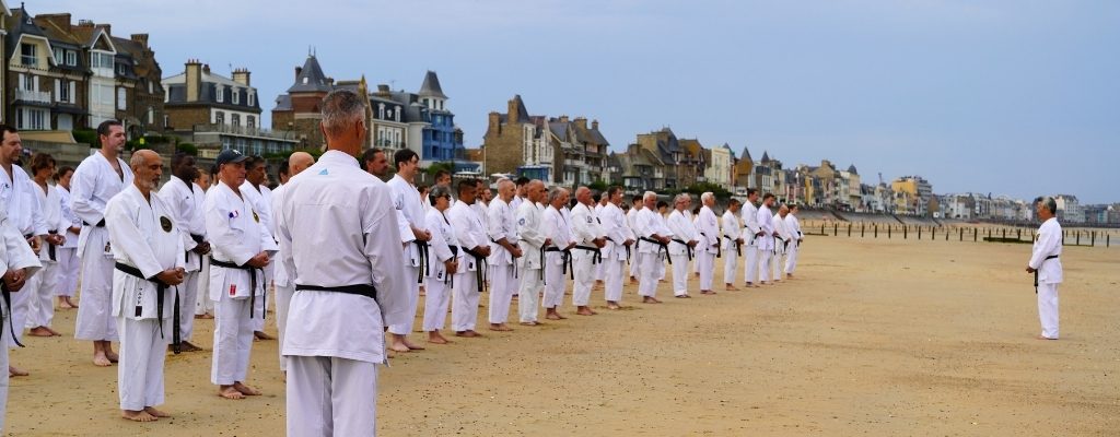 Site Karaté - fond page histoire